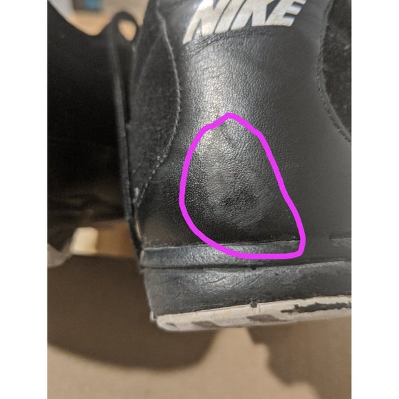 Women’s Nike mid size 7.5 - Picture 9 of 10